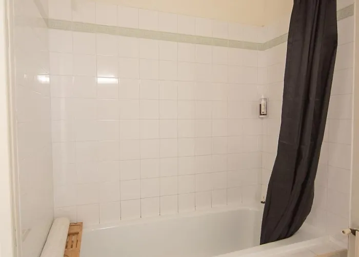 Les Myrtilles 2* Le Bosc (Midi-Pyrenees)